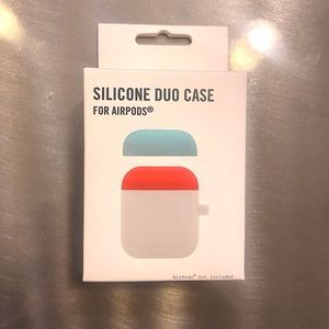 AirPod Case with Interchangeable Lids